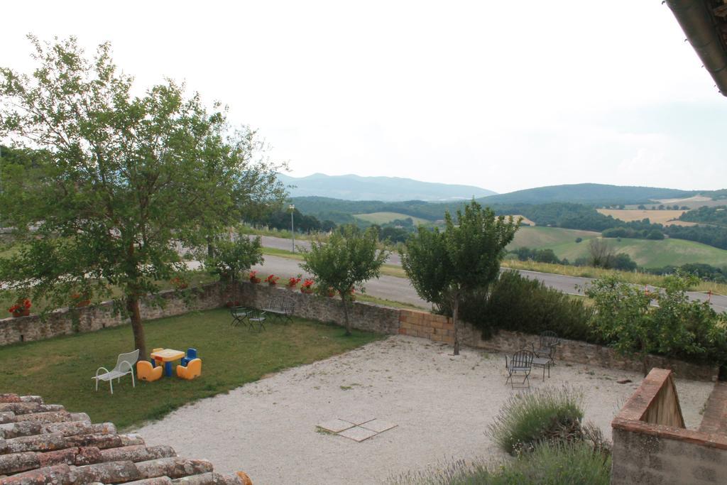 Avigliano Umbro Agriturismo Piano Grande מראה חיצוני תמונה