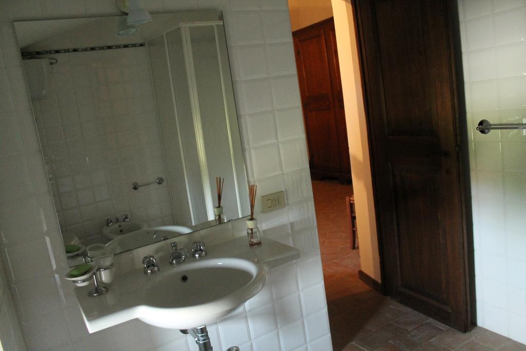 Avigliano Umbro Agriturismo Piano Grande חדר תמונה